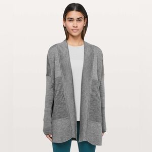 Lululemon Sit In Lotus Wrap II Merino Wool Women's Gray Open Cardigan, Size 8